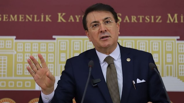 "Bir devlet memurunun yaptığından dolayı bize yönelmek yerine kendi siyasi kadrolarına baksınlar"