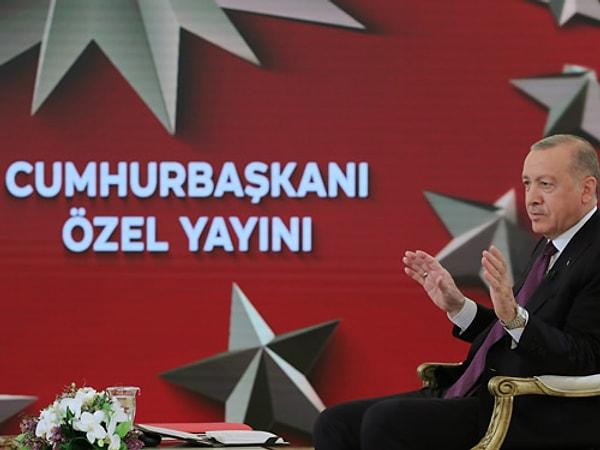 AKP Genel Başkanı ve Cumhurbaşkanı Recep Tayyip Erdoğan, dün akşam gazetecilerin sorularını yanıtlamak için TRT 1 Ve TRT Haber ekranlarındaydı.