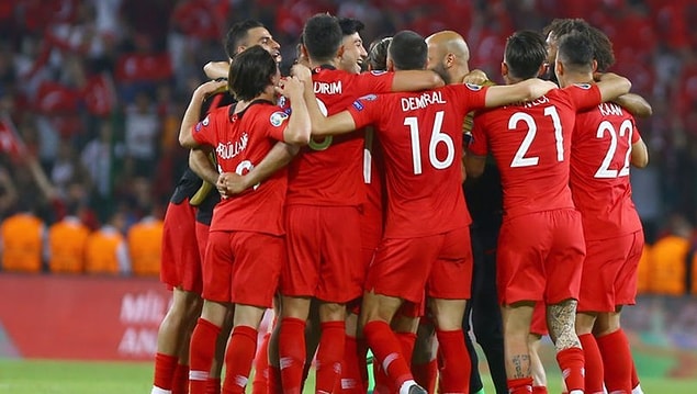 EURO 2016'da İzlanda'ya karşı kazandığımız frikiği hangi oyuncumuz gole çevirmişti?