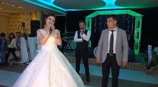 Gelinden Babasına Düğünde Efsane Veda: 'Aslan Babam 8 Yıl Beni Sırtında Taşıdı 1 Gün Of Demedi'