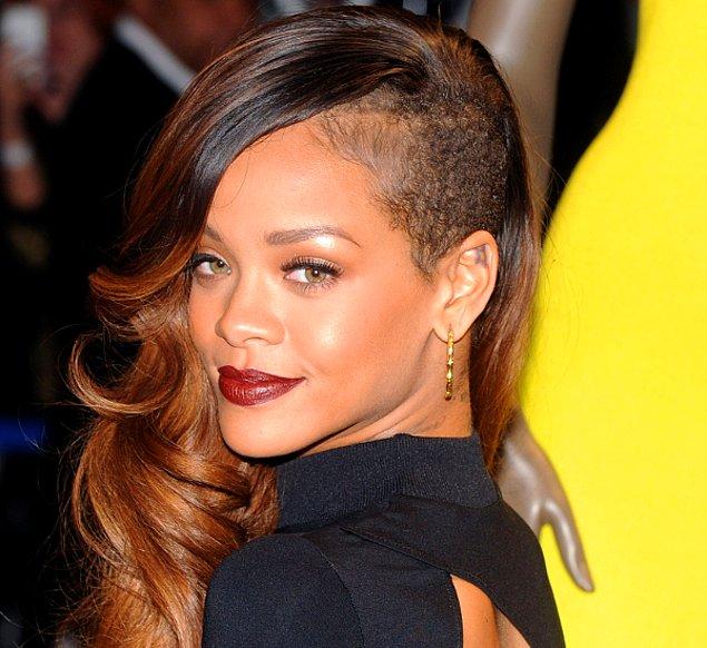 16. Saçın bir tarafını kazıtan kendini Rihanna, Pink gibi hissederdi.
