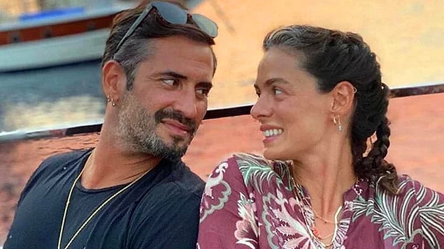16. Son olarak... Özge Özpirinçci hamile!