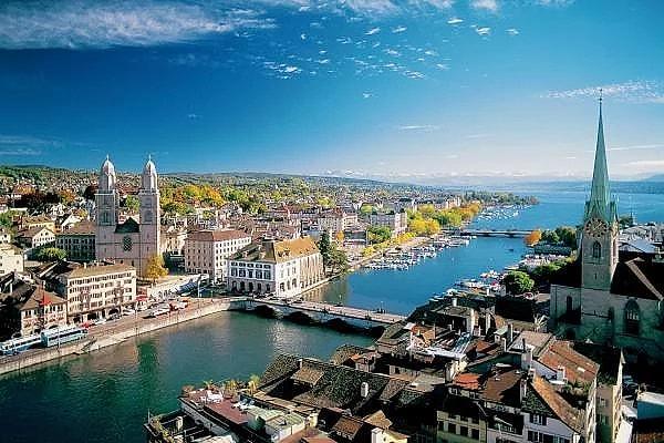 3. Economist Intelligence Unit'in hazırladığı listeye göre yaşam kalitesi endeksinde İsviçre "yaşanacak en iyi ülke" olarak konumlanıyor.