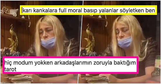 TikTok’ta Kendisine Gelen Soruları Arkasından Atlı Kovalarcasına Yanıtlayarak Hepimizi Dumur Eden Falcı