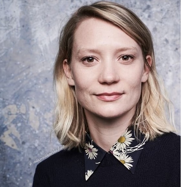 2. Mia Wasikowska