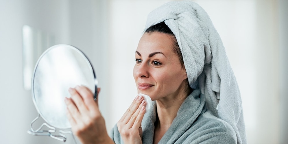 Cilt Bakım Rutininize Micellar Suyu Dahil Ederek Su Gibi Bir Güzelliğe Sahip Olmanız İçin 8 Harika Neden