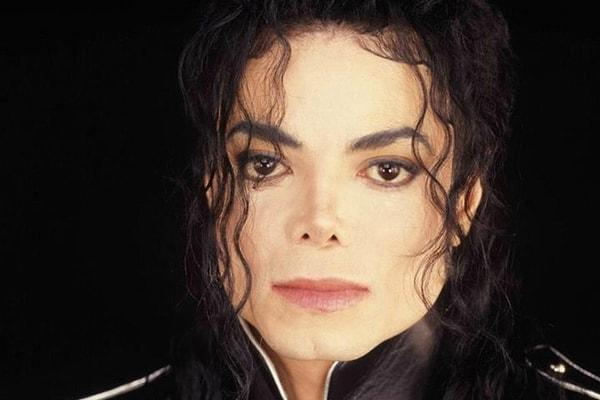 11. Sesi, şarkıları ve dansları ile 7'den 70'e herkesin gönlüne taht kurmuş pop müziğin kralı Michael Jackson'ın bir grupta olduğunu biliyor muydunuz?