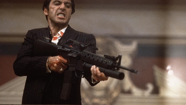 10. Scarface / Yaralı Yüz (1983)