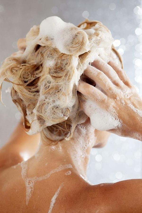 Saç derisi probleminize uygun bir şampuan seçin.