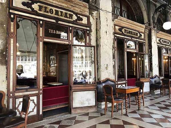 6. Venedik'teki 'Cafe Florian'