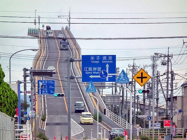 5. Eshima Ohashi Köprüsü, Japonya