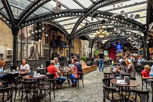 18. Ukrayna'nın Lviv şehrindeki 'Coffee Mining Manufacture'