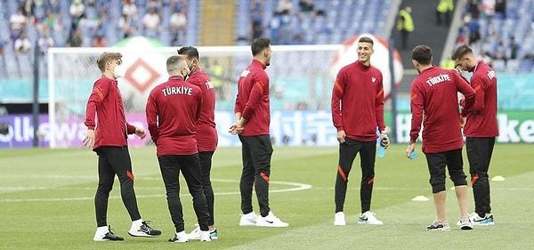 A Milli Futbol Takımı'mızın 23 kişilik maç kadrosunda Rıdvan Yılmaz, Abdülkadir Ömür ve Kerem Aktürkoğlu yer almadı.