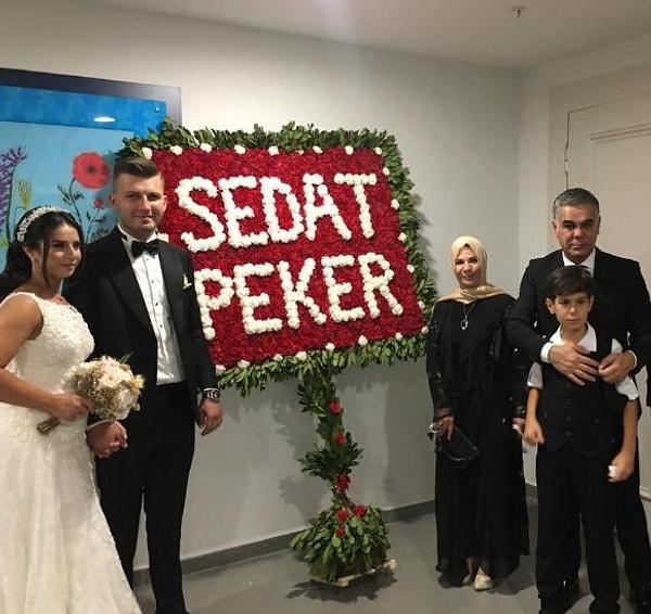 Süleyman Özışık o görüntülerde, Sedat Peker'e hediyesi için teşekkür ediyor.