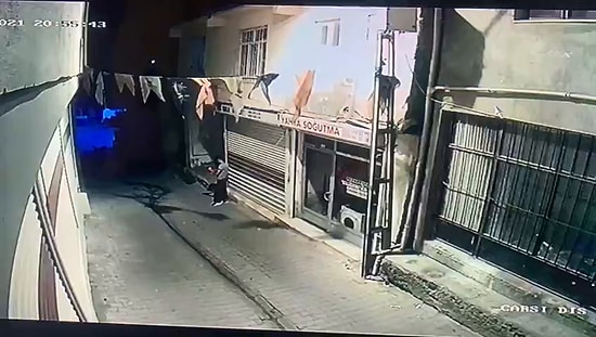 AKP Binasına Molotof Atılmıştı: Saldırganlardan Biri Parti Yöneticisinin Yeğeni Çıktı!