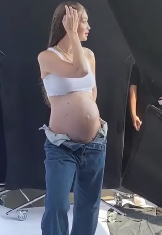 Gigi Hadid ile devam edelim. Bu Gigi’nin doğum yapmadan önceki hali: