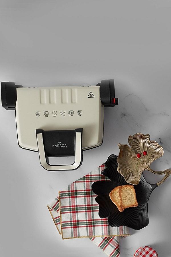 10. Karaca'nın bu tost makinesini çok seveceksiniz.