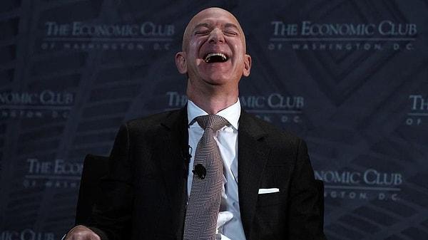 Bezos'un tabloyu yemesini neden istediği sorusuna Powell, "Dürüst olmak gerekirse bilmiyorum" yanıtını verdi.