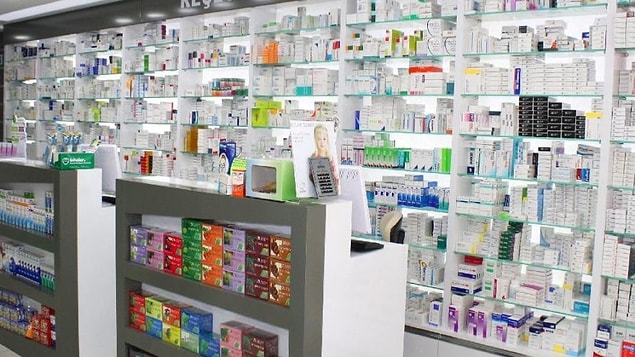 9. Bir hastanenin içinde eczane açmak, sinemada mısır satmak kadar karlı mıdır?