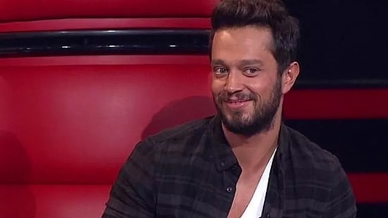 Netflix Another Self Dizisi Kadrosu Şekilleniyor: Murat Boz ve Tuba Büyüküstün Kadroya Dahil Oldu