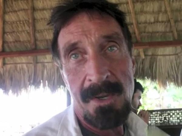 2012 yılında kendisi komşusu olan Gregory Faull’u öldürmekten yargılanmış. McAfee, Belize hükûmeti tarafından sorgulandıktan sonra kaçmış.