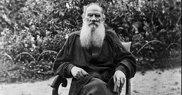 Tolstoy artık her yere bisikleti ile gitmeye başlamış. Bu olay sonucu ise Tolstoy'un bisikleti kavramı ortaya çıkmış. Yani Tolstoy'un bisikleti kavramı "hiçbir şey için geç olmadığı" anlamına gelir.