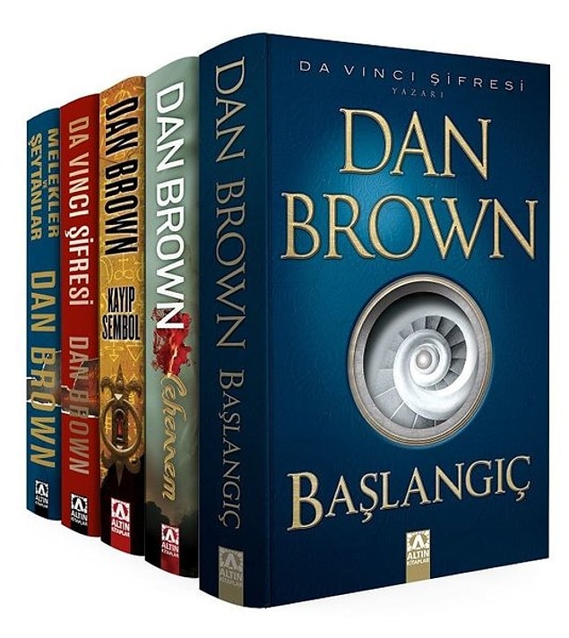 16. Robert Langdon - Dan Brown