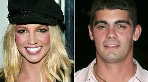 Tabii bu ayrılığın üstünden yıllar, albümler ve binlerce başarı geçiyor. Britney sırf nasıl bir his olduğunu anlamak için arkadaşı Jason Alexander ile evleniyor. İkilinin evliliğiyse 55 saat sürüyor!😂