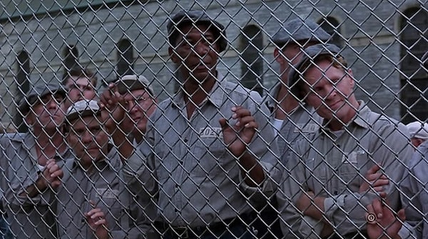 3. Большинство из них не закоренелые преступники. Они просто в определенный момент сделали какую-то ошибку, и искрене вытаются исправиться. Кроме того, некоторые из этих парней очень умны