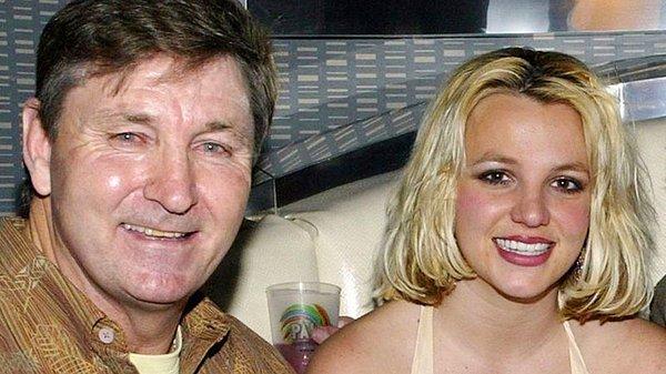 Geçtiğimiz Çarşamba günü Britney artık babasının vasisi olmak istemediğini belirterek yıllar süren bu esaretten kurtulmak istediğini söyledi.