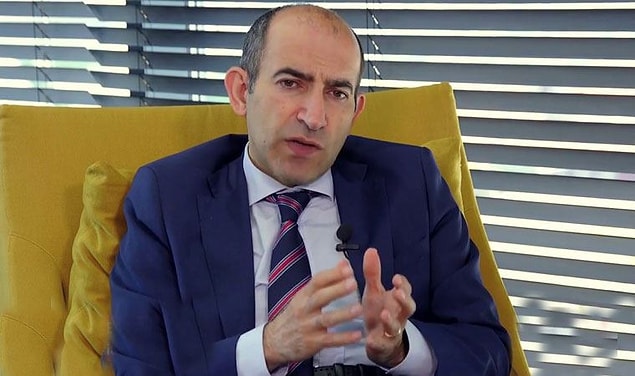 "Yönetmelikte olmayan hükümle burs kesilmiş"
