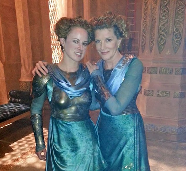 13. Thor'un annesini canlandıran Rene Russo ve dublörü Chloe Bruce.