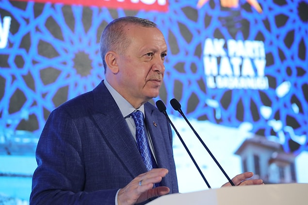 "Yatıyorlar kalkıyorlar erken seçim, nereden çıktı bu ya?"