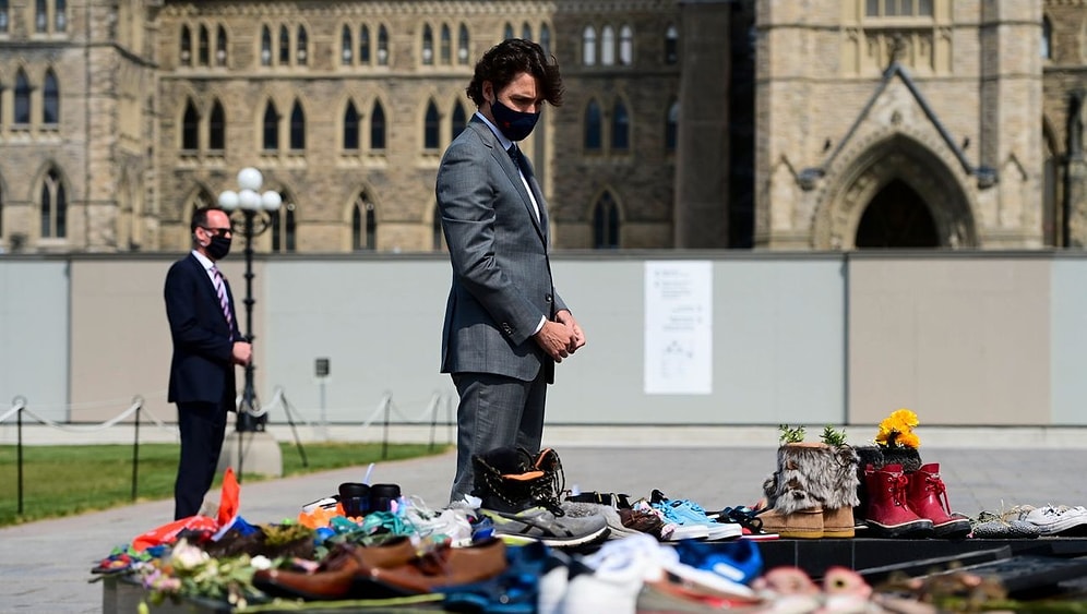 Justin Trudeau, Kanada'nın Binlerce Yerli Çocuğu İçin Papa'dan Özür Bekliyor