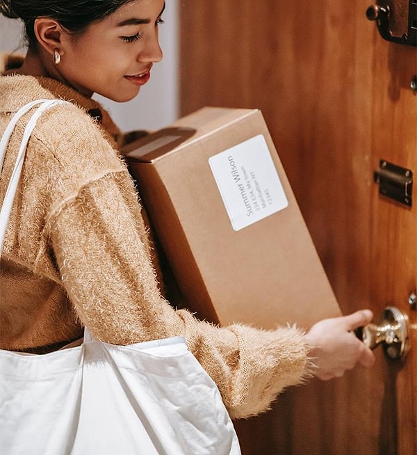 9. Когда вы выходите из магазина с пустыми руками, вам кажется, что вы только что что-то украли