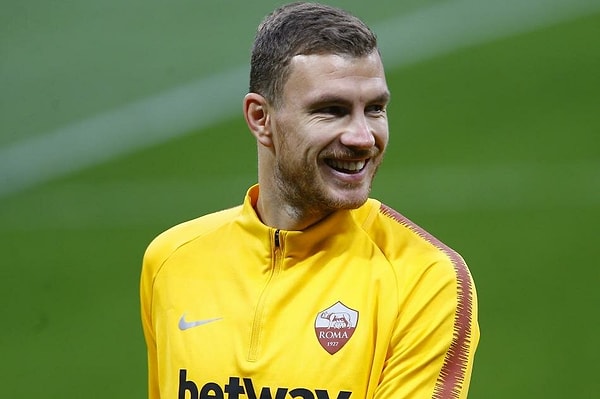 Edin Dzeko'nun Fenerbahçe'nin gündeminde olduğuna dair bir habere geçtiğimiz günlerde Fenerbahçe Başkanı Ali Koç tepki göstermiş ve