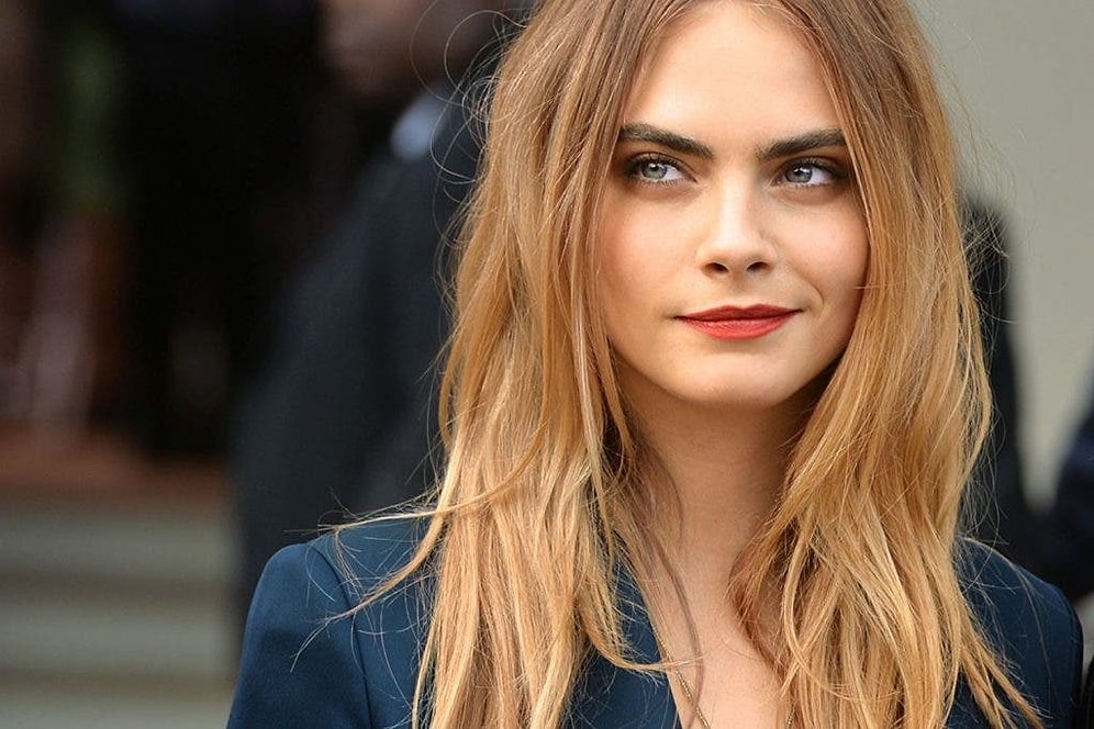 Ünlü Model Cara Delevingne Ek İşiyle Gündeme Bomba Gibi Düştü! Seks Oyuncuklarını Test Ediyor...