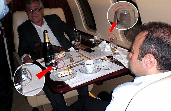 Ancak o fotoğrafta yer alan Ali Bayramoğlu, yaptığı açıklamada, “O fotoğraf 2011’de Egemen Bağış Baş Müzakereciyken bir yurtdışı gezisi dönüşü çekildi. Uçak devletin uçağıydı, SBK’nın değil" demişti.