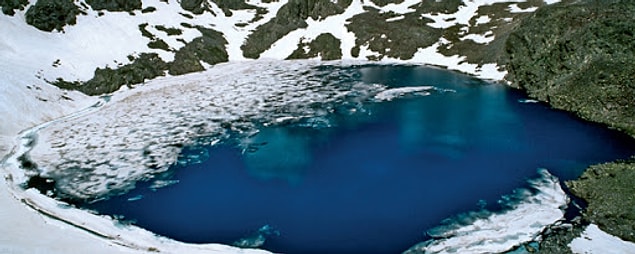 5. Buzlu Göl