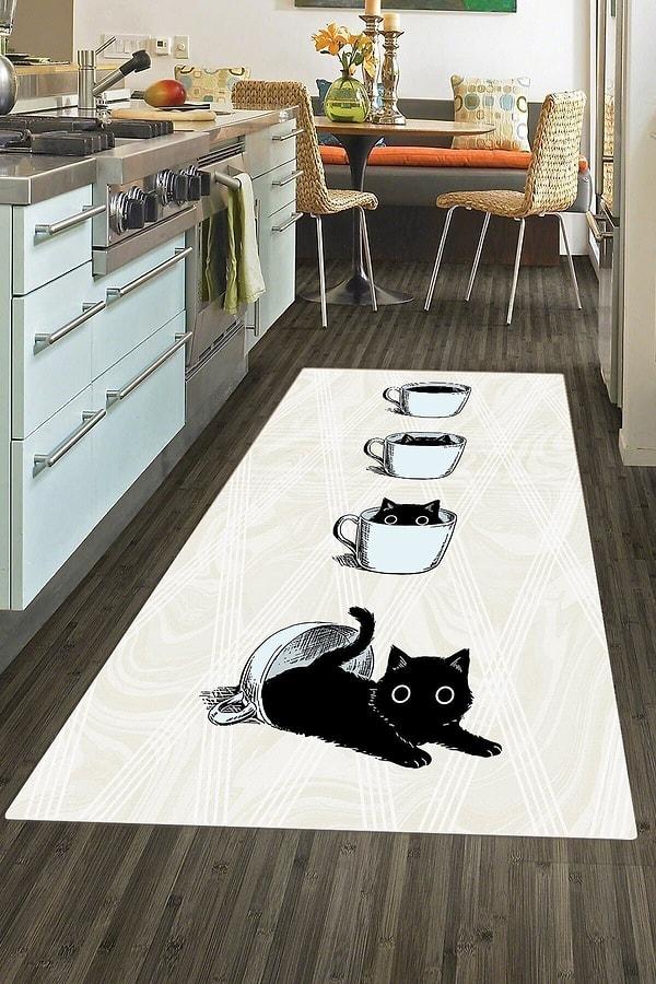 11. Kedili bir mutfak halısına ne dersiniz? Üstelik kaymaz tabanlı ve yıkanabilir...
