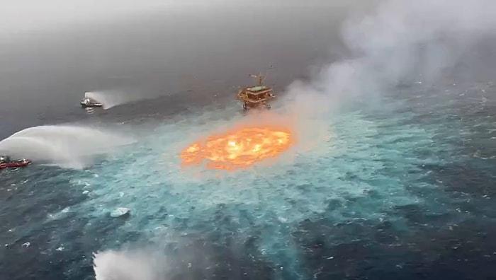 Meksika Körfezi'nde Denizin Altında Çıkan Yangın Söndürülemiyor!