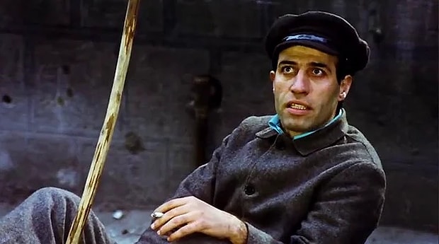 Kemal Sunal Olum Yil Donumunde Aniliyor Sinemanin Unutulmaz Ismi Kemal Sunal In Basarilarla Dolu Hayati