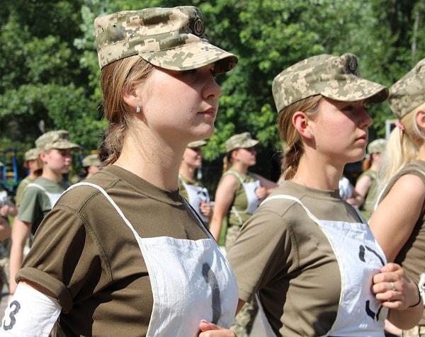 31 bin kadın asker bulunuyor