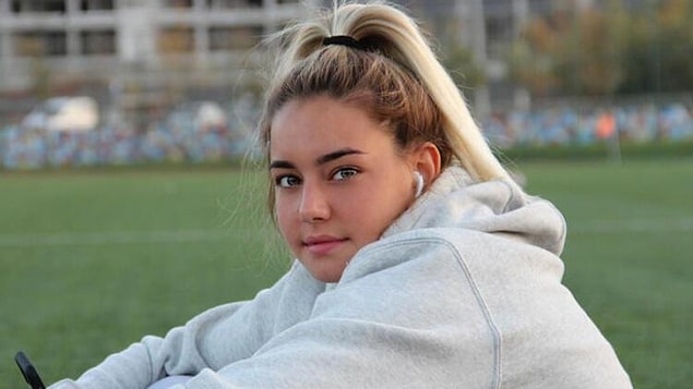 6. Aycan Yanaç