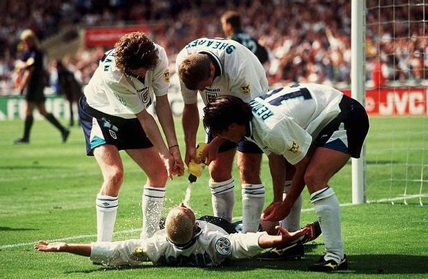 Gascoigne'nin gol sevinci (1992)