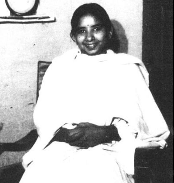 Shanti Devi, 1930'larda önceki hayatıyla ilgili şok edici detayları hatırladığını söylemesiyle dünyanın her yerinden araştırmacıların dikkatini çeken ilk kişilerden biri.