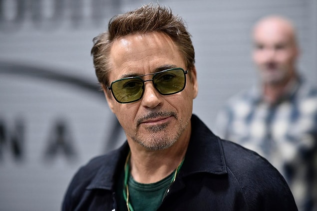 8. Rober Downey Jr.'ın profesyonel olarak müzikle ilgilendiğini biliyor muydunuz?