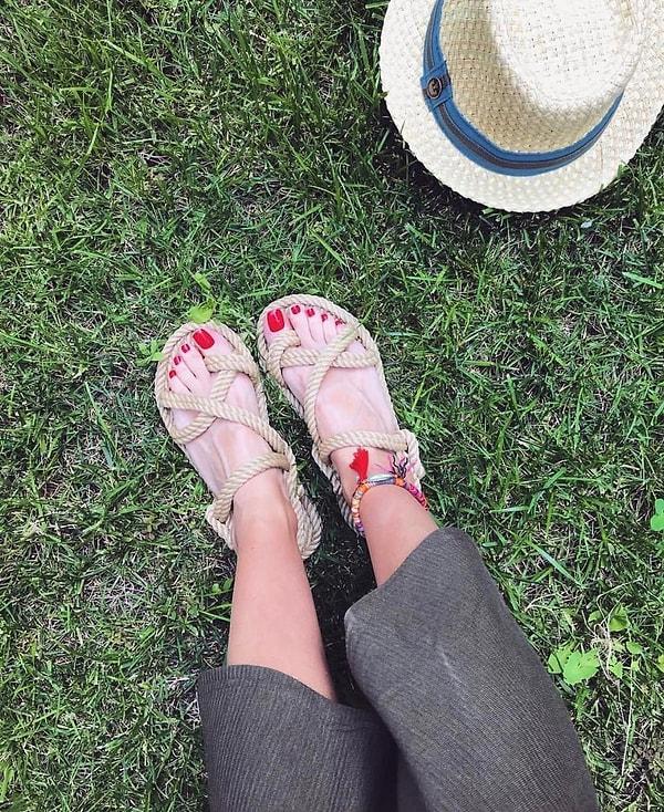7. Son yılların 'özgür kız' sandaleti Nomadicler, bu yaz her ayak tipi için rahatlık vadediyor.