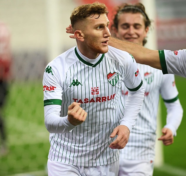 1. Burak Kapacak ➡️ Beşiktaş