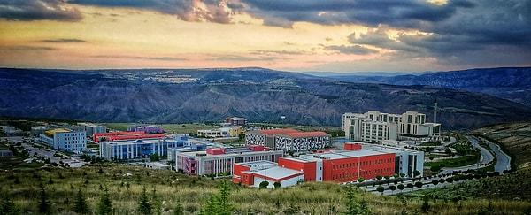 Çankırı Karatekin Üniversitesi (ÇAKÜ) 2020-2021 Taban Puanları ve Başarı Sıralamaları